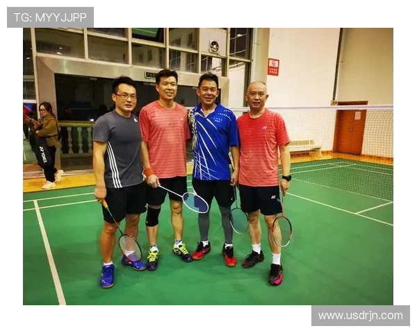 武汉与南京羽毛球队赛后复盘探讨团队协作的成功与不足之处