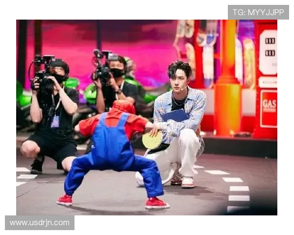 南京街舞队在滑板精英赛中的速度表现令人惊艳，展现出非凡的竞技实力与团队默契